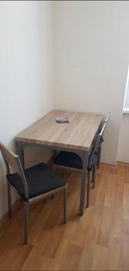 Apartmany - Skolni Chomutov Eksteriør billede